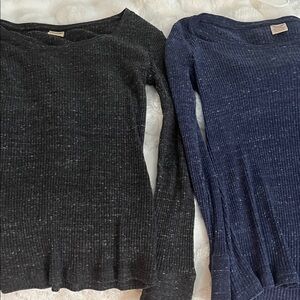 Women's Black and Blue long sleeve warm jersey set.